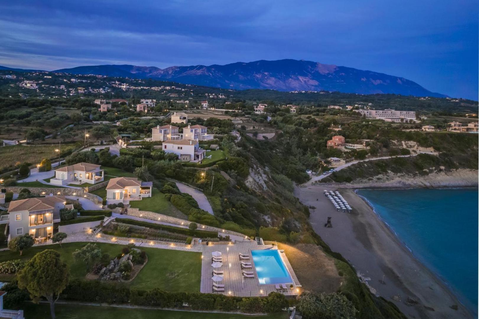 The Seasons Villa Svoronata Bagian luar foto